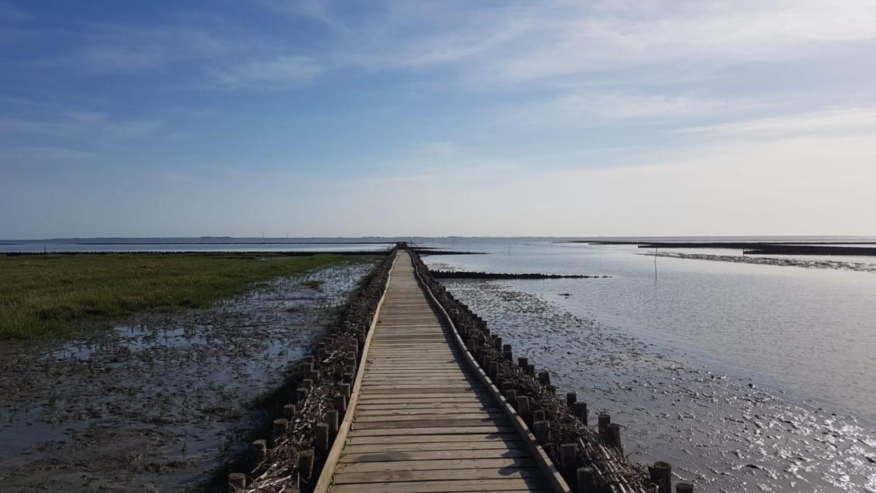 Wohnmobilstellplatz Hemenswarft an der Nordsee - Meerblick Emmelsbüll-Horsbüll Exterior foto